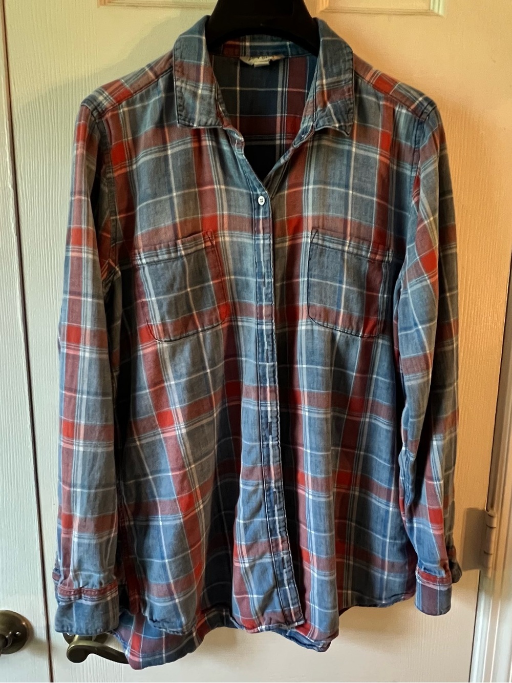 Lucky Brand Blue and Red Plaid Casual Button-Down Shirt